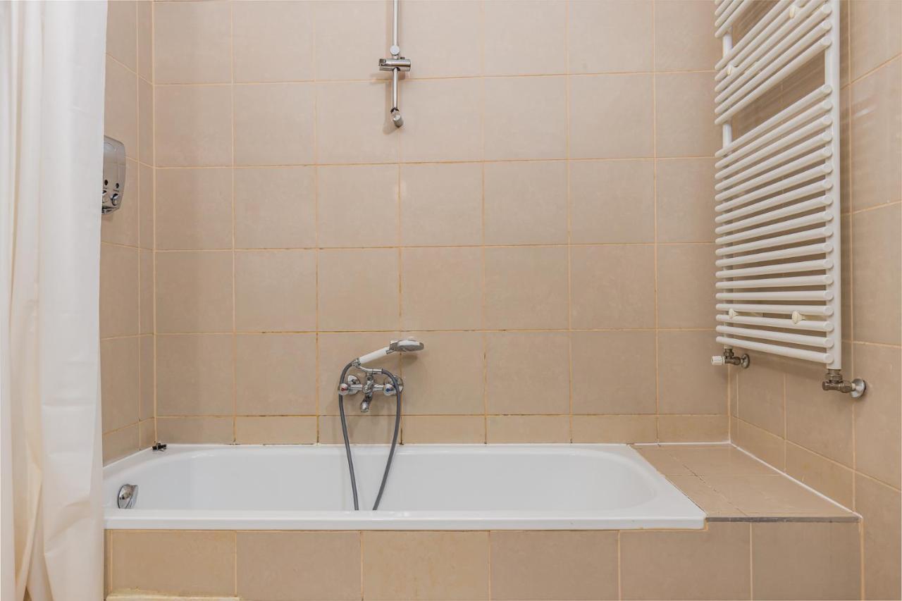 Cosy 1 Bedroom Apartment In Gozsdu Court Budapest Eksteriør billede